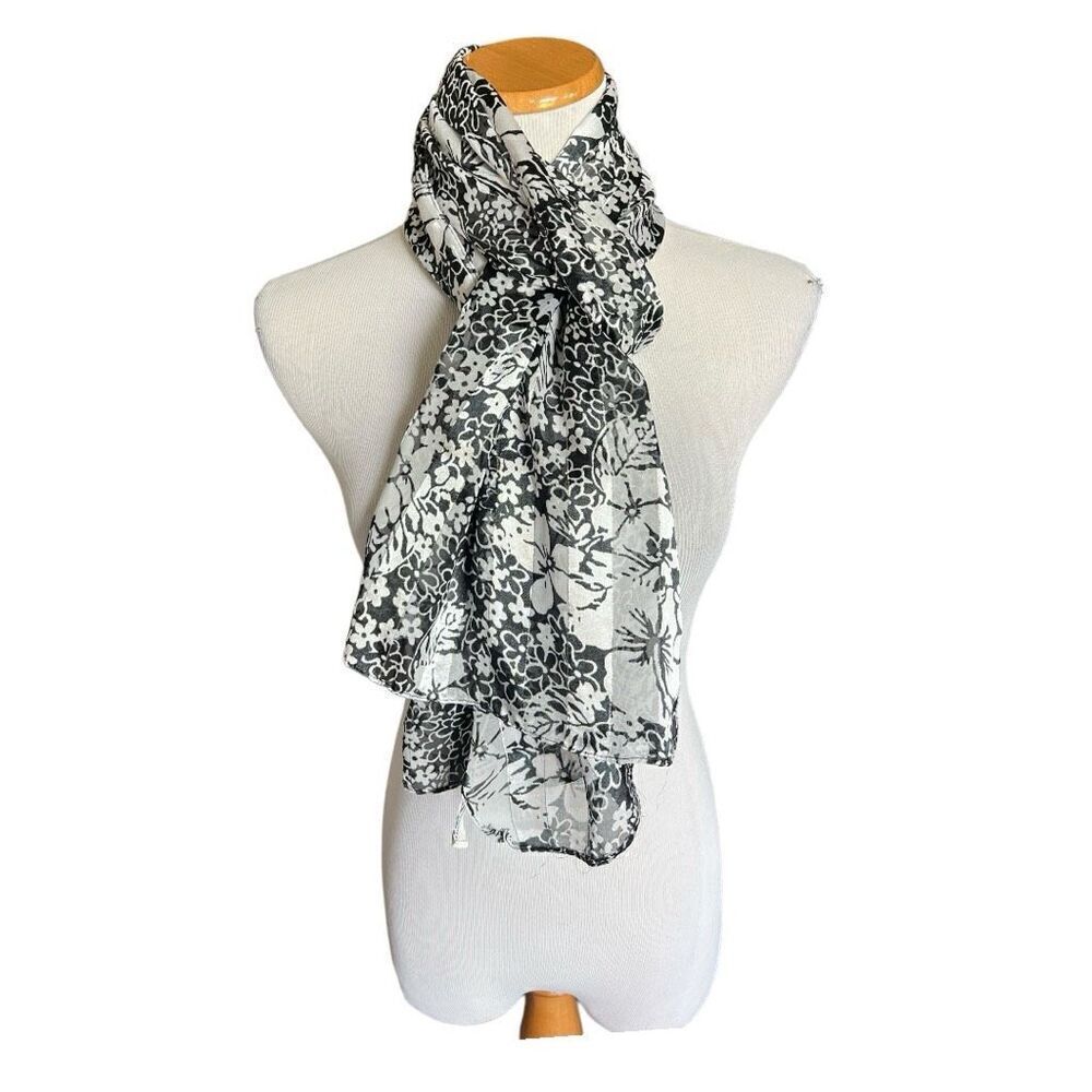 NWT Womens Rachelle Floral Print Summer Iridescent Sheen Scarf